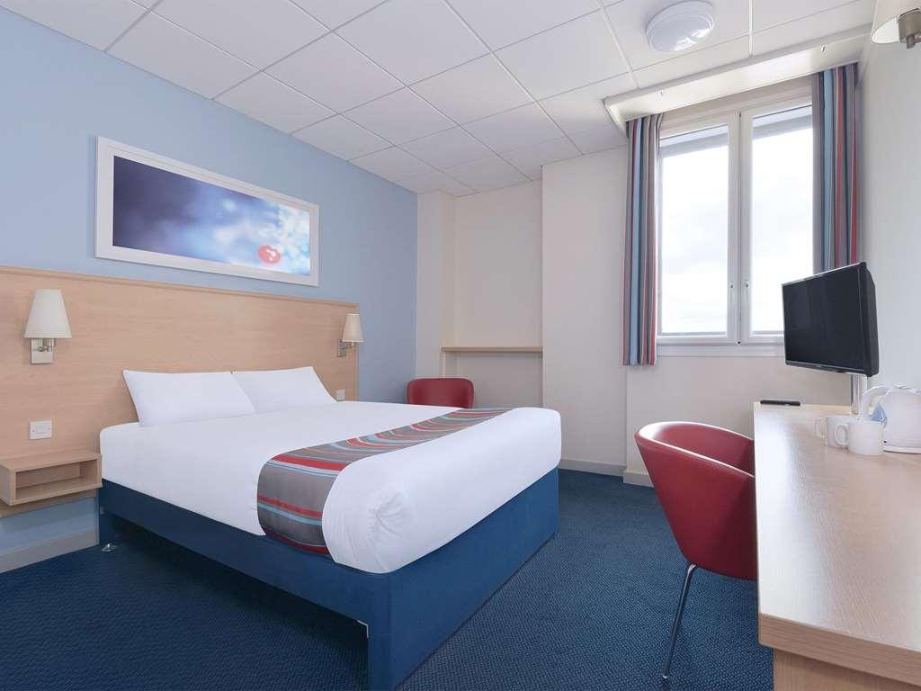 Travelodge Alfreton Room photo