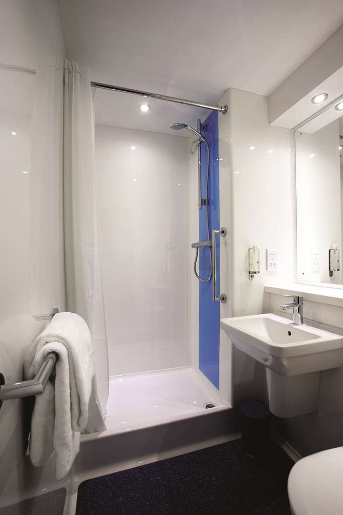 Travelodge Alfreton Room photo