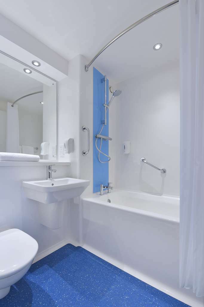 Travelodge Alfreton Room photo